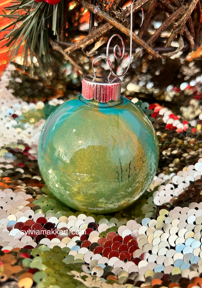 Holiday or Christmas Ornament 101