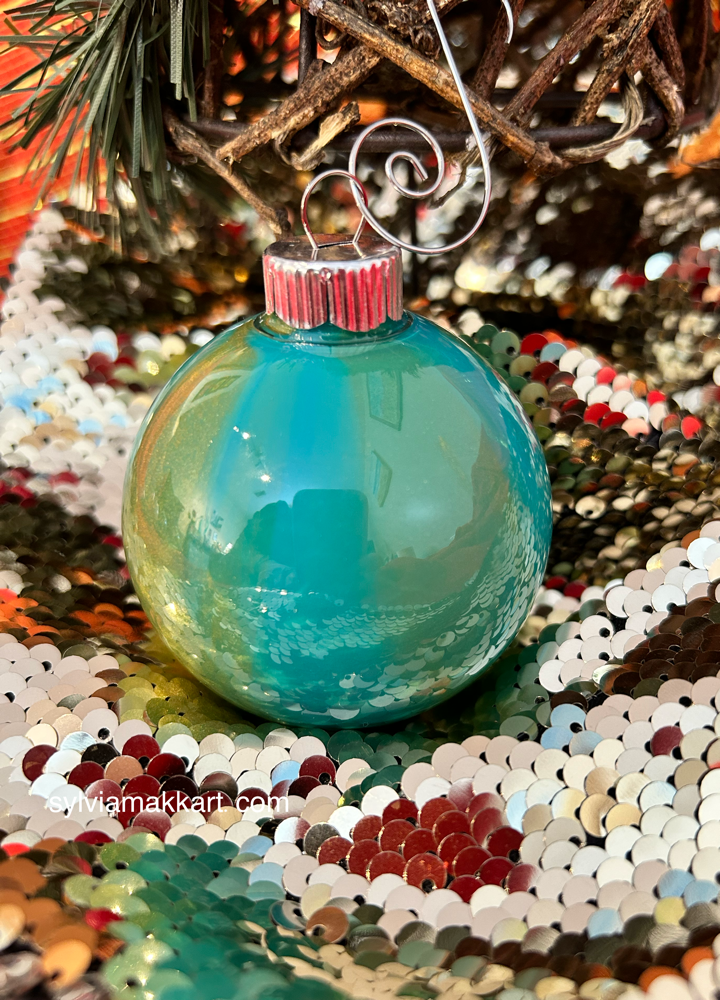 Holiday or Christmas Ornament 101